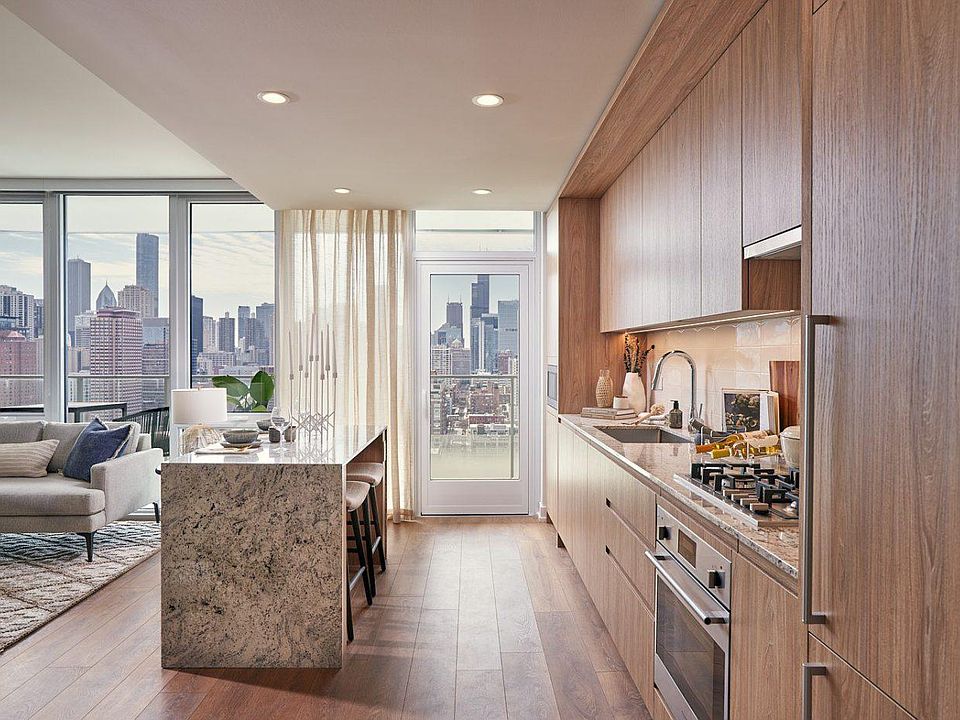 1st image of 208 W Hill St #2810