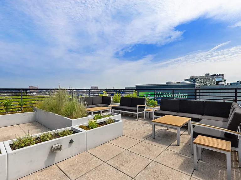 262 Monsignor Obrien Hwy #405 — Photo 11