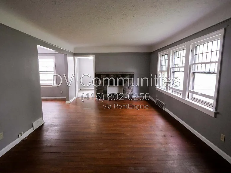 1504 Sherbrook Rd #1 — Photo 10