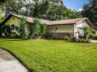 1200 Whisper Dr, Largo, FL 33770