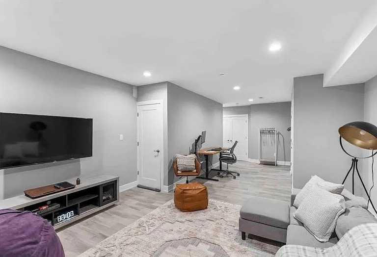 1433 N Orkney St — Photo 14