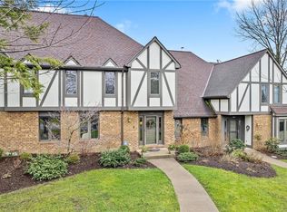 145 Shadow Ridge Dr, Pittsburgh, PA 15238