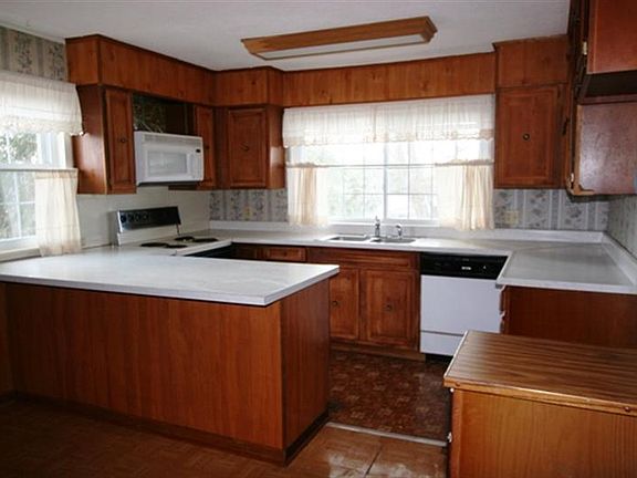 4th image of 337 Cherokee Cir
