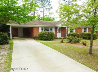 7567 Decatur Dr, Fayetteville, NC 28303