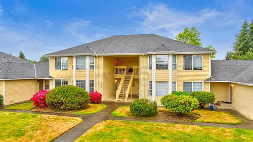 18461 Killarney Cir #3 Photo 1