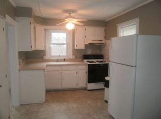 63 Lowell St, Cranston, RI 02910