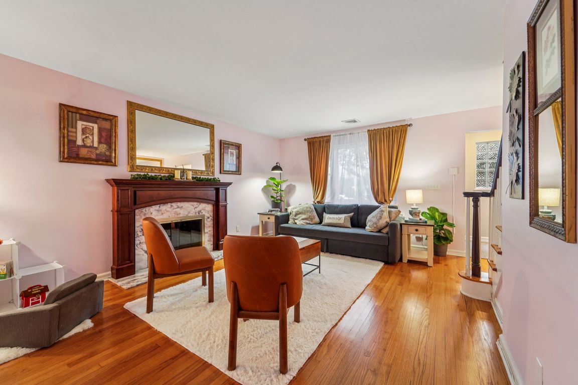 next background image