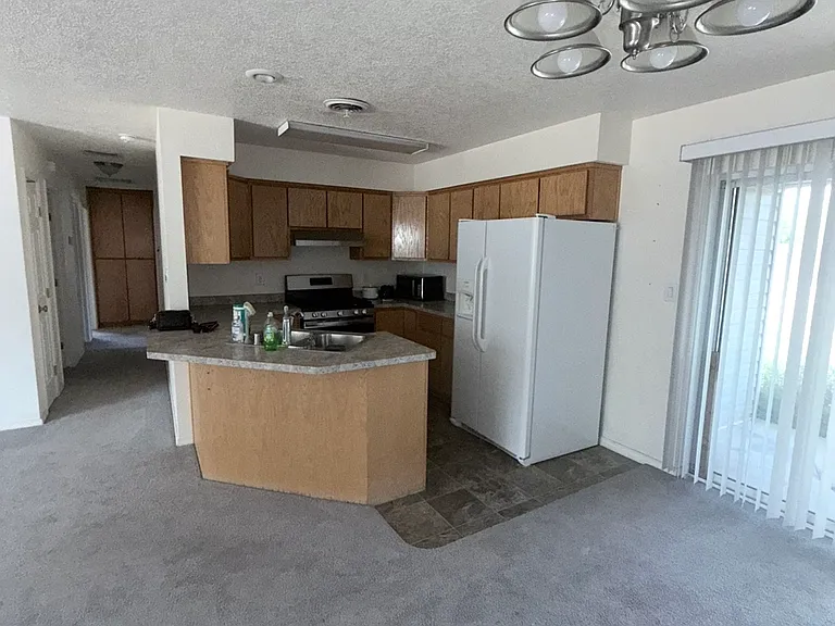 521 Ginger St — Photo 6