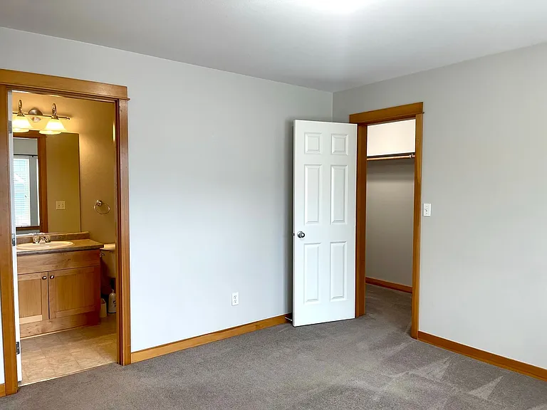 19367 Gadwall Ln NE — Photo 11