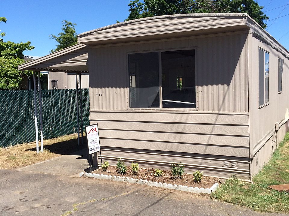 2nd image of 1378 30th Way NE