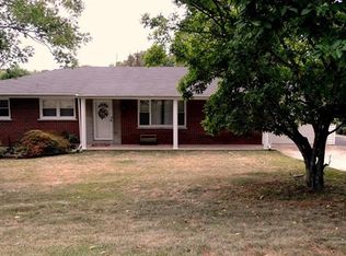 1680 Hobelman Dr, Arnold, MO 63010
