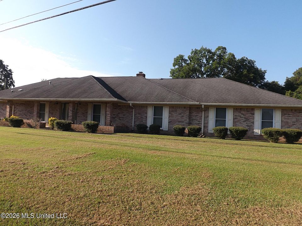 1st image of 471 River Rd