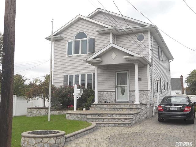 1st image of 269 N Richmond Ave