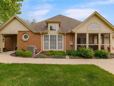 15221 S Symphony Dr SUITE 3303, Olathe, KS, 66062