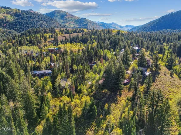 9267 E Bobcat Haven Ln, Salt Lake City, UT 84121