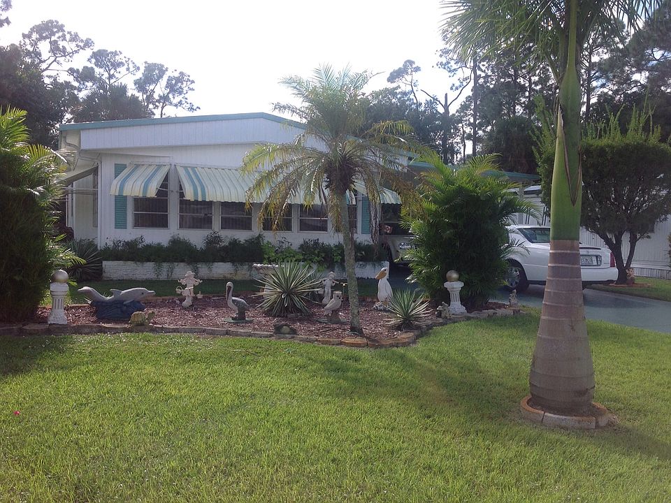 1st image of 116 Carriage Ln