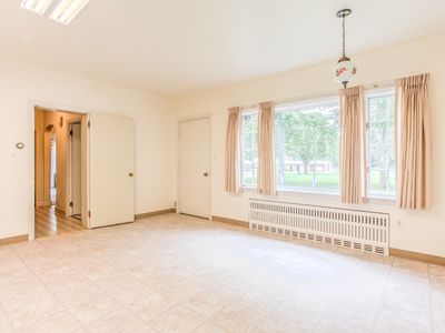 11 W Center Ave, Myerstown, PA, 17067