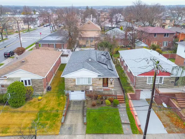 70-07 171st Street image 1 of 32