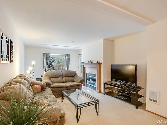 3rd image of 12323 NE 97th St APT B