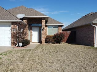 405 Blake Ln, Midlothian, TX 76065