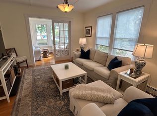 18 Maple St, Lebanon, NJ 08833