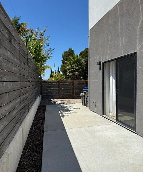 Side yard