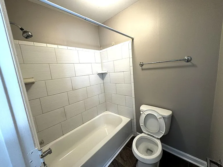 46 Sagebrush Apts — Photo 8