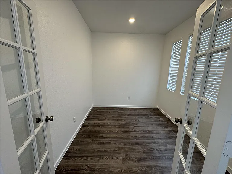 5318-5318 Still Meadow Ln — Photo 16