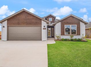 3828 NW 176th St, Edmond, OK 73012