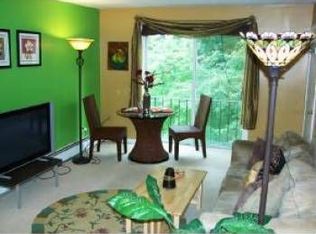95 E Broadway APT 7, Derry, NH 03038