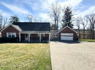 2823 Roseneath Rd, Huntington, WV 25705