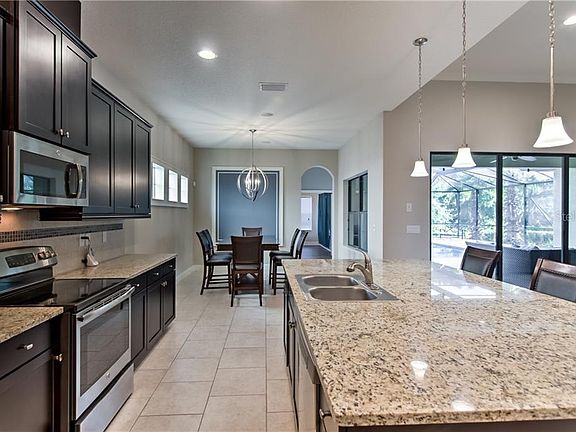 5th image of 13845 Moonstone Canyon Dr