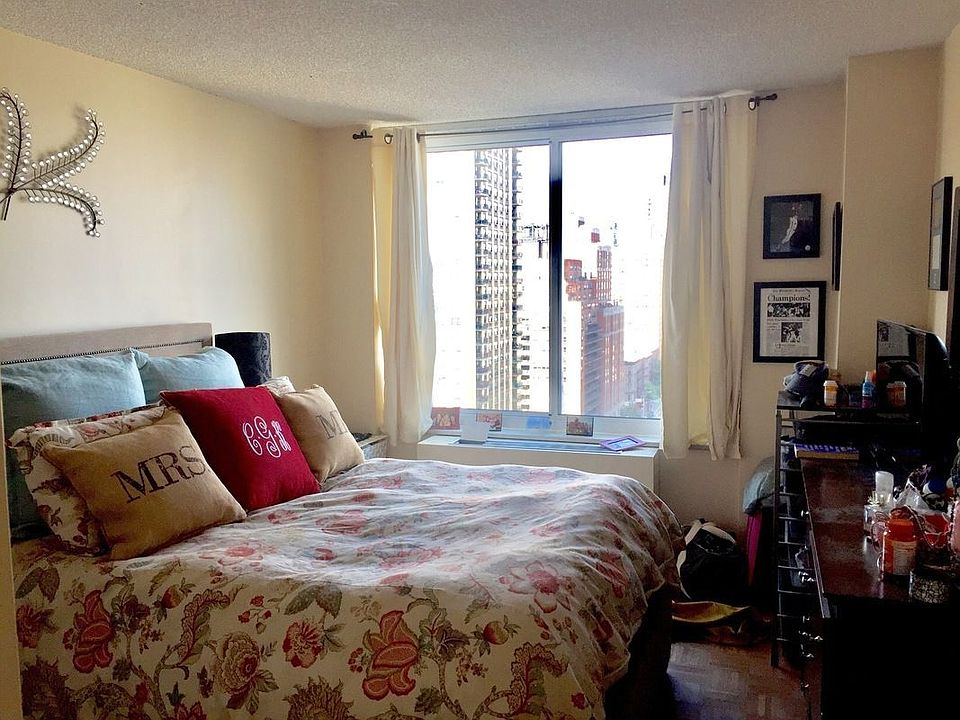 2nd image of 404 E 79th St APT 19E