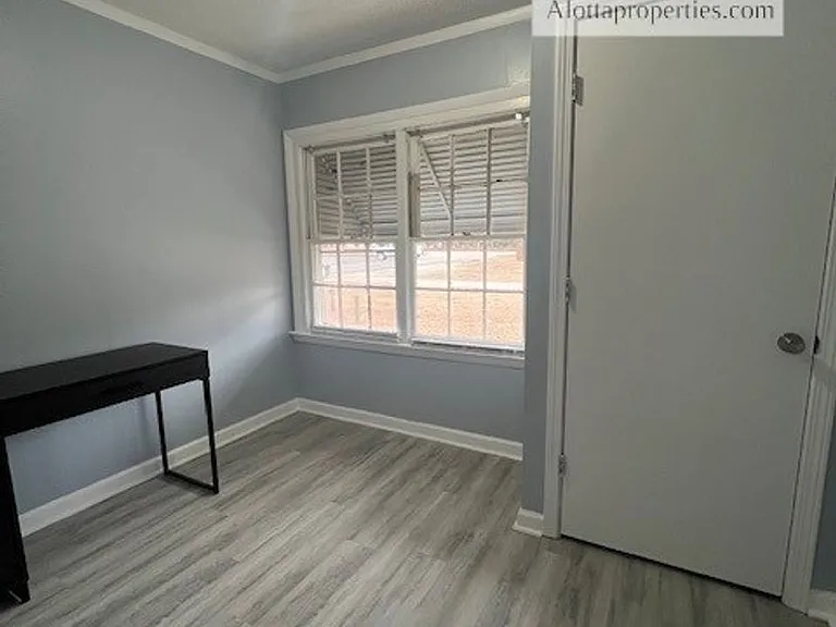 3250 Willard Dr #1 — Photo 6
