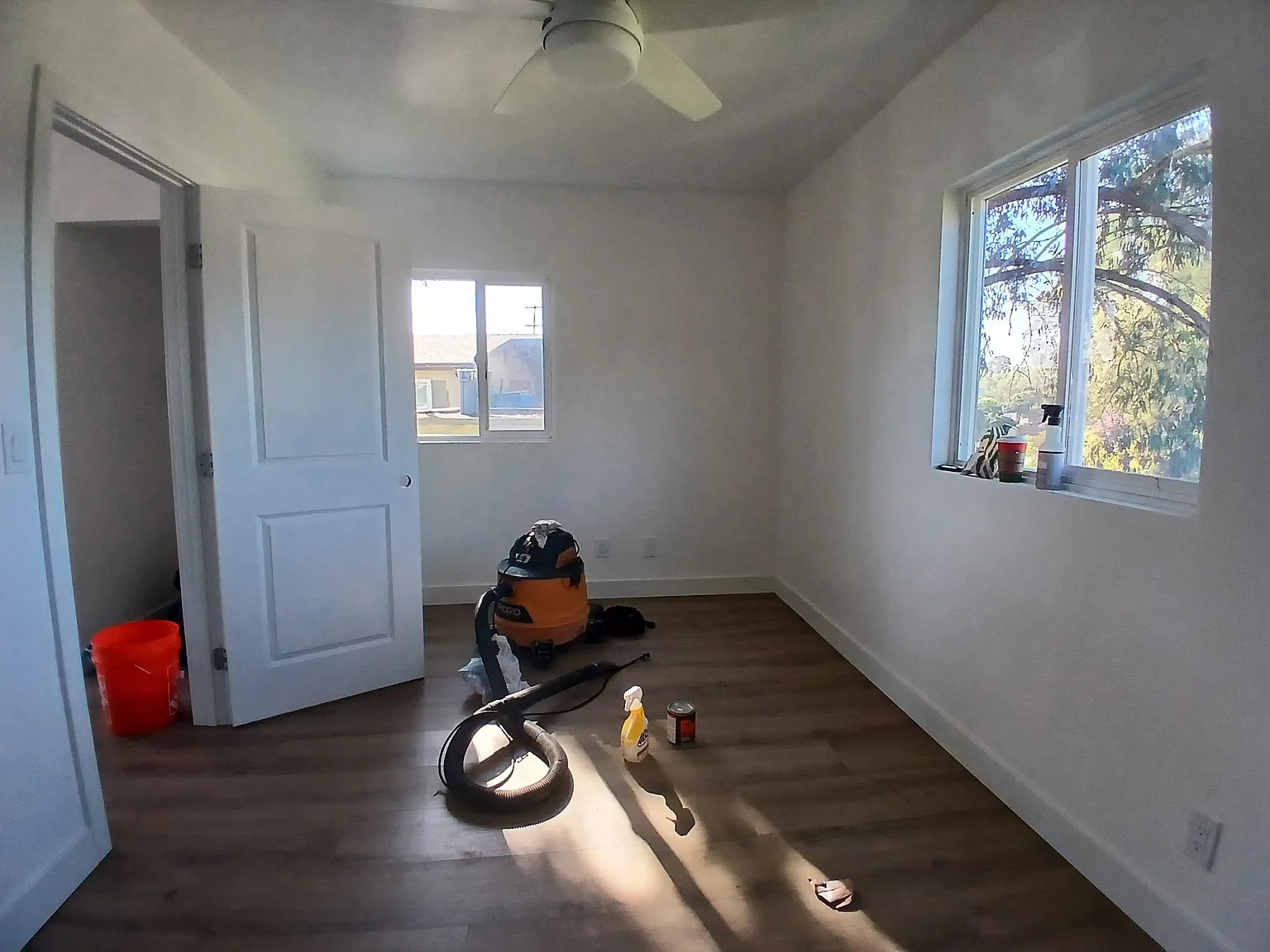 1 bed, 700 sqft, $2,490 — Photo 3
