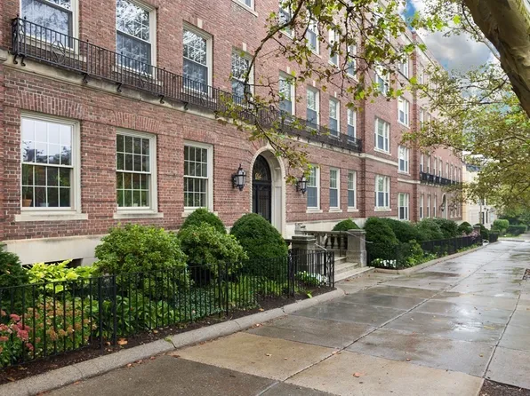 1264 Beacon St APT 2, Brookline, MA 02446