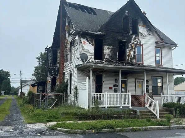 331 N College St, Palmyra, PA 17078