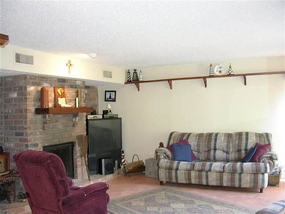 2nd image of 7455 Calder Ave APT 22