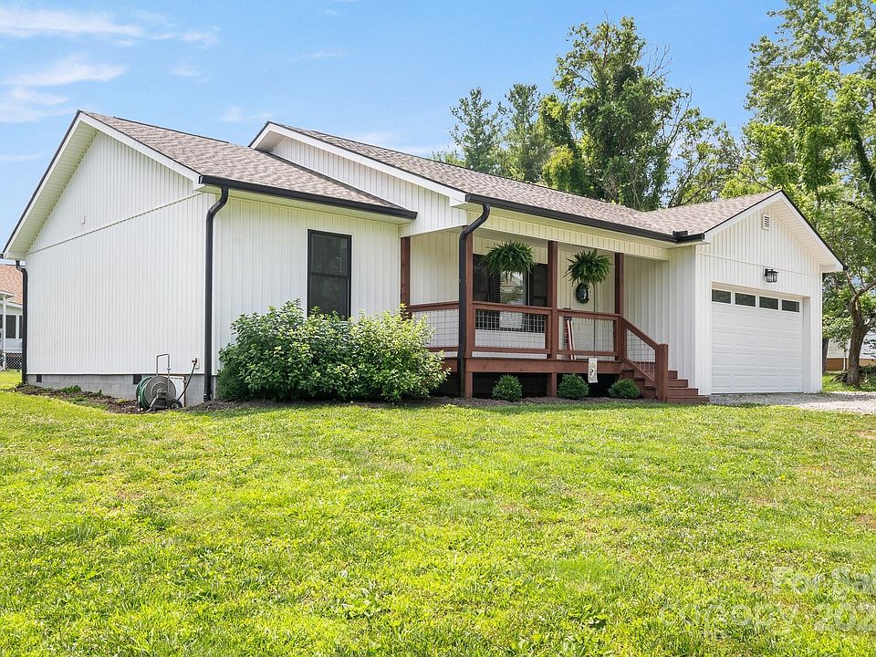 1st image of 291 Forest Lawn Dr