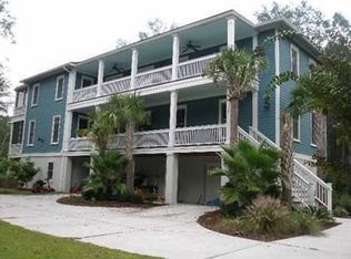 3670 Coastal Crab Rd, Mount Pleasant, SC 29466