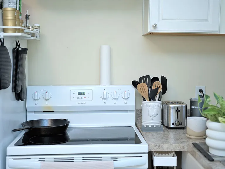 324 Caroline Ave — Photo 14