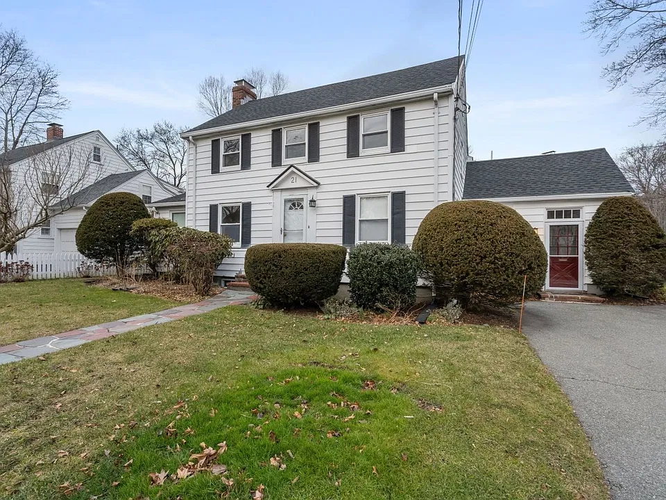 21 Lantern Ln #21