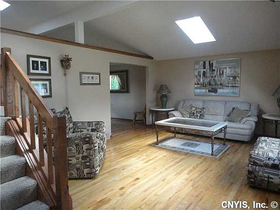 3rd image of 4990 Alexis Dr