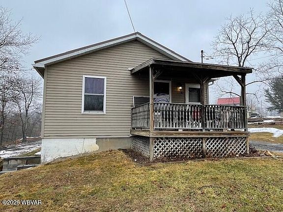 4th image of 83 School House Rd