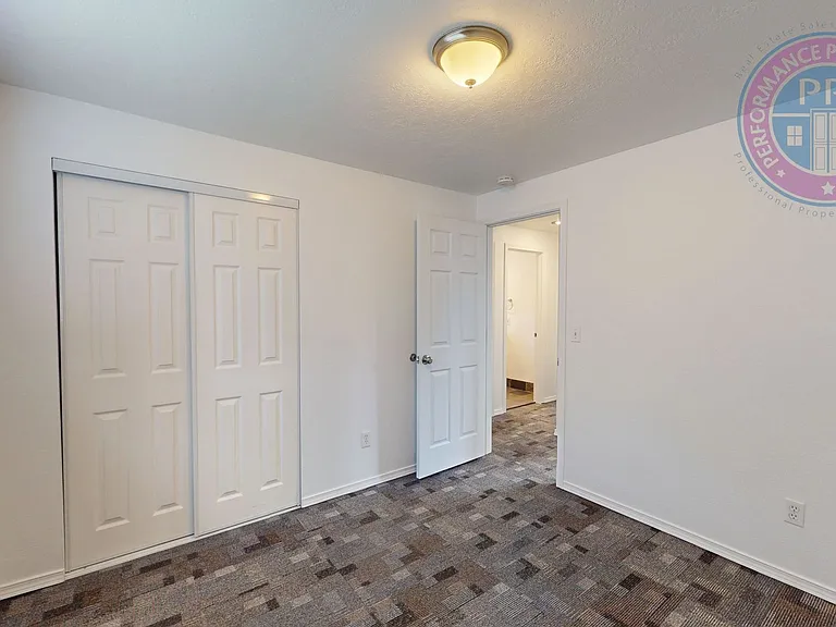 18230 Seaman St — Photo 13