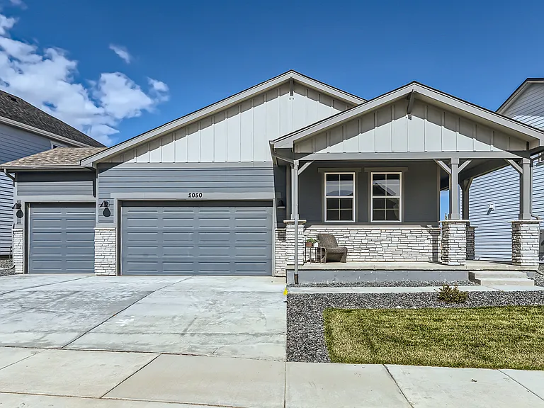 2050 Ballyneal St — Photo 24