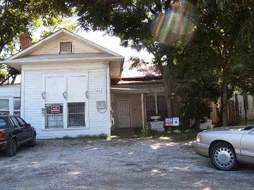 2nd image of 1016 FLORES ST