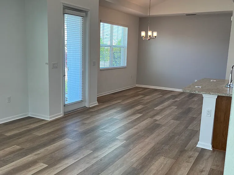414 Lime Ave — Photo 28