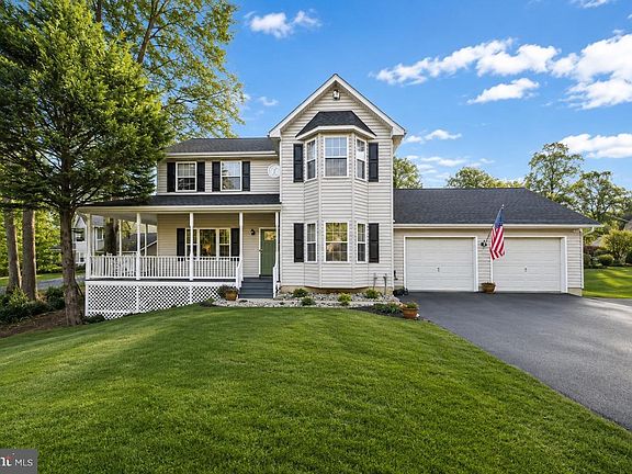 2nd image of 1035 Kings Creek Dr