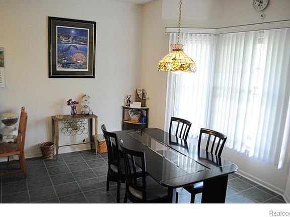 4th image of 23348 Sawgrass Ct S #1